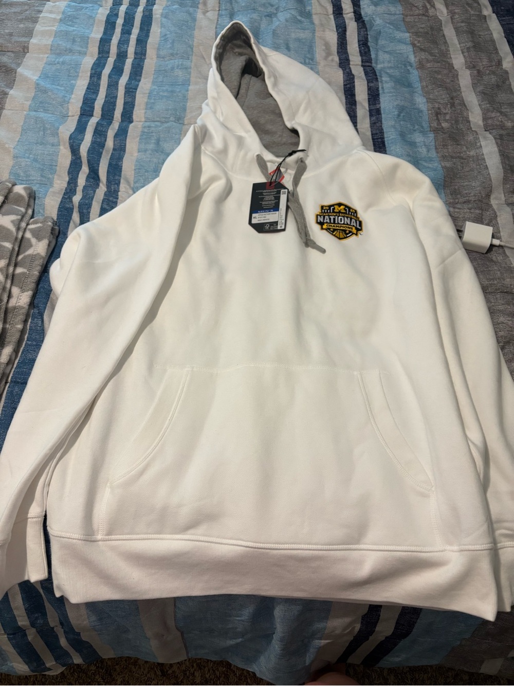 NWT Antigua Michigan Wolverines National Champions Victory Hoodie White Men’s XL